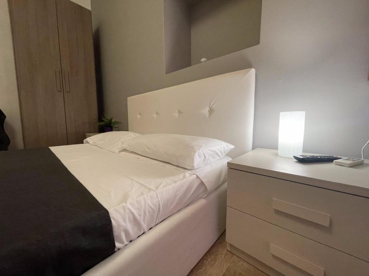 Sleepy Max Hotel Rome Buitenkant foto