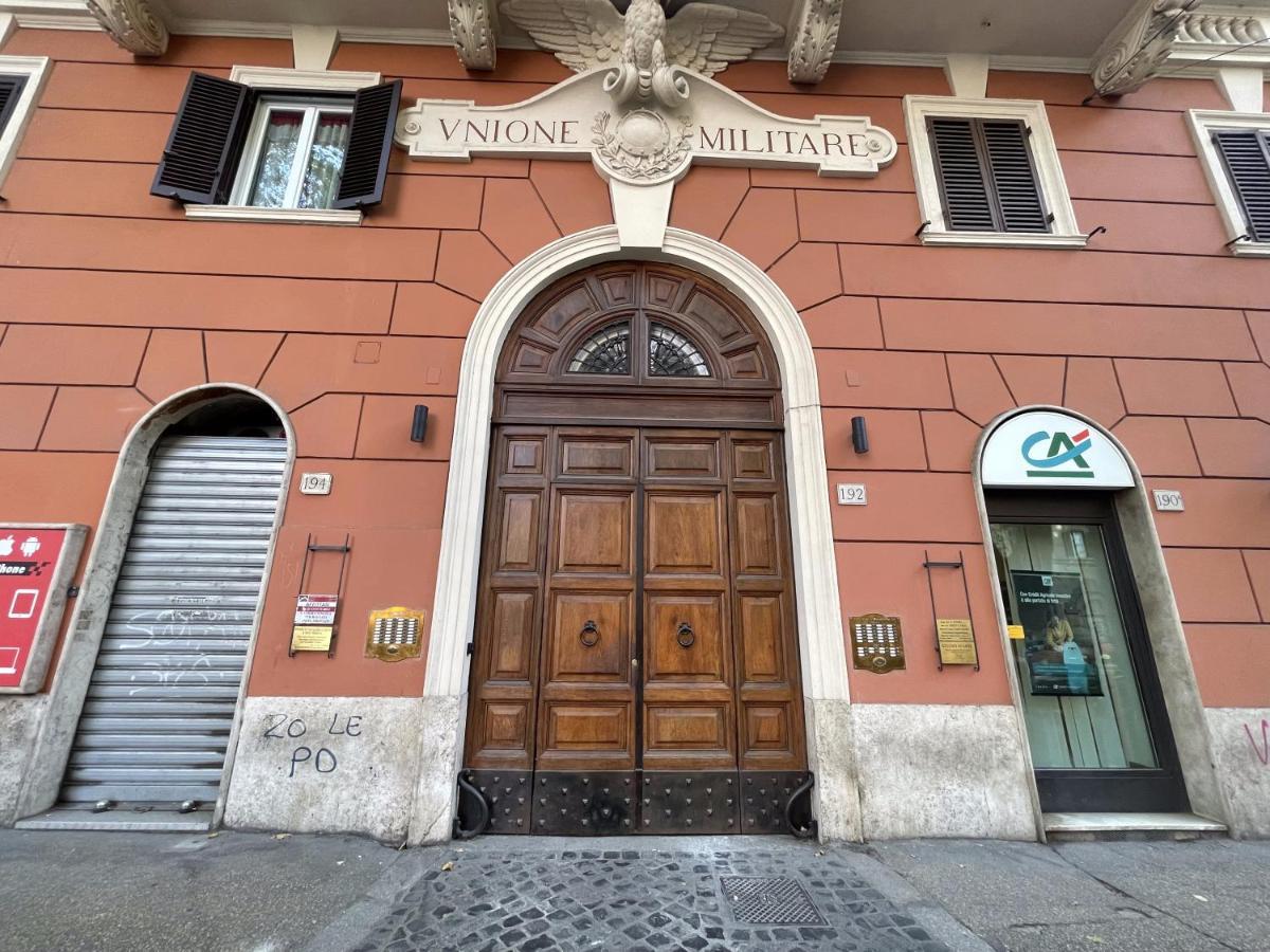 Sleepy Max Hotel Rome Buitenkant foto
